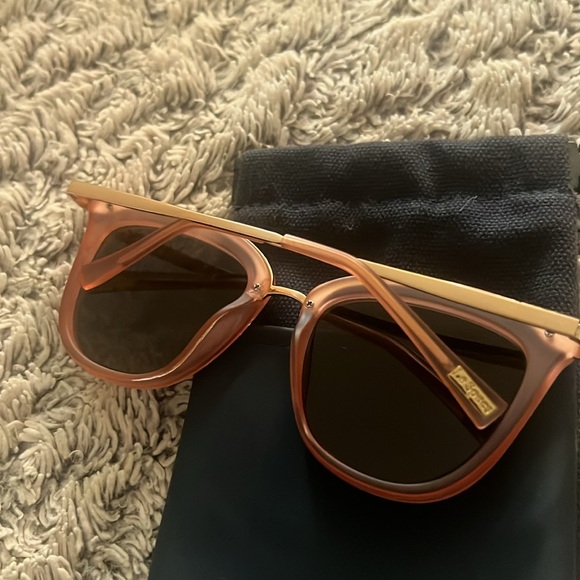 LE SPECS | J. CREW Pink Gold Frosted Reflective Lenses - Picture 3 of 5
